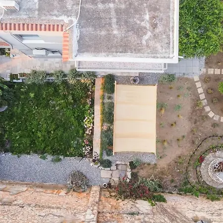 Apartament Phaos I *